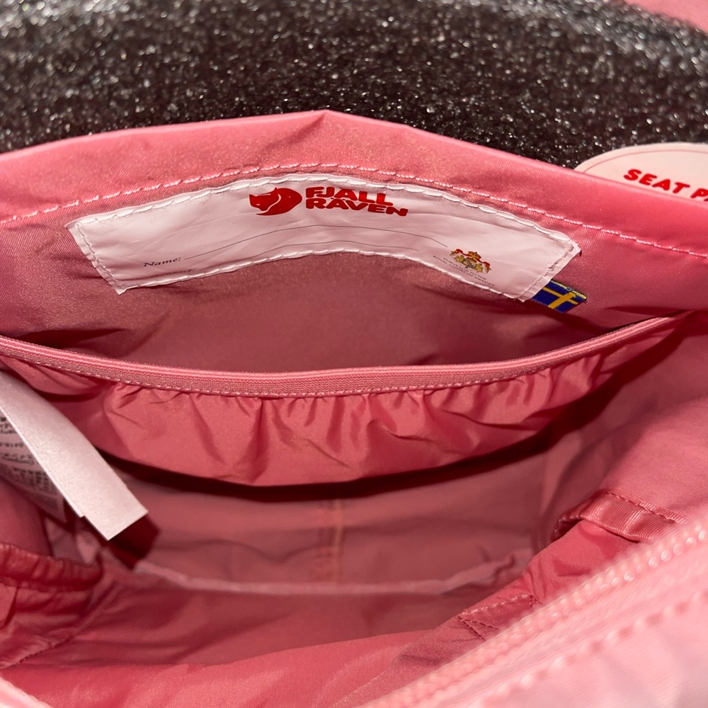 Fjallraven Kanken Totepack Mini Pink Backpack Tote - Picture 2 of 3